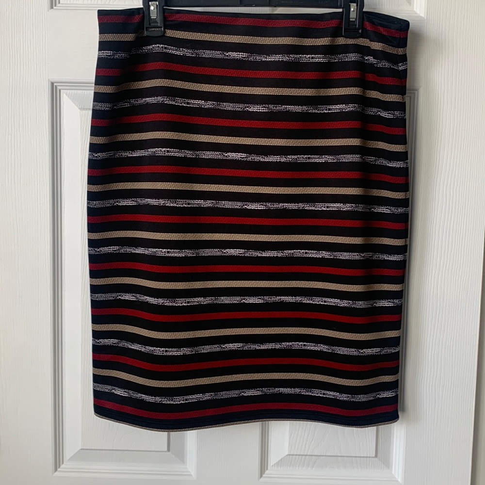 Roz and Ali pencil skirt size L